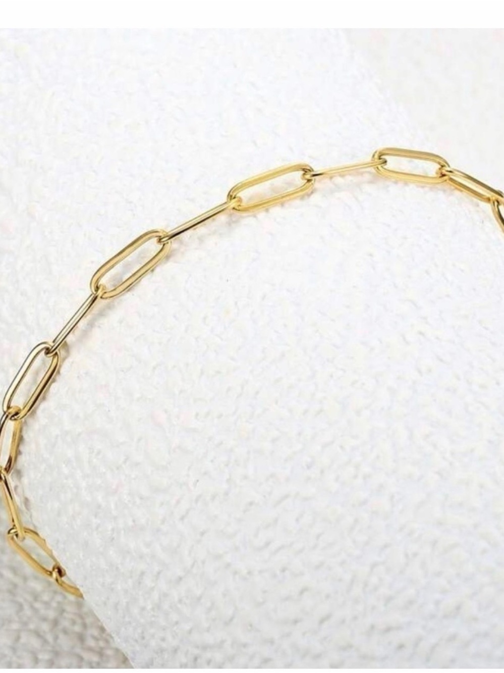 Minimal Gold Paperclip Bracelet for Women - Picture 4 of 7